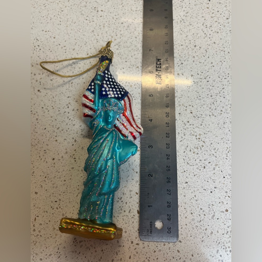 COPY - Hand Blown Glass Lady Liberty with Flag Christmas Glitter Ornament - Picture 3 of 3